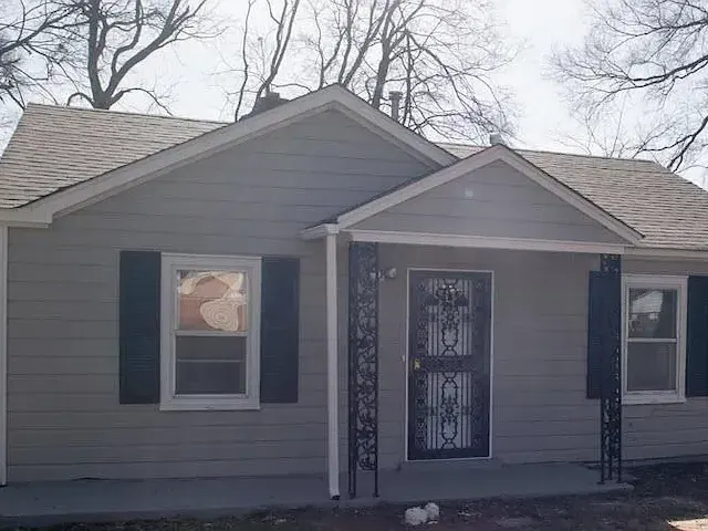 2883 Barron Ave &ndash; after